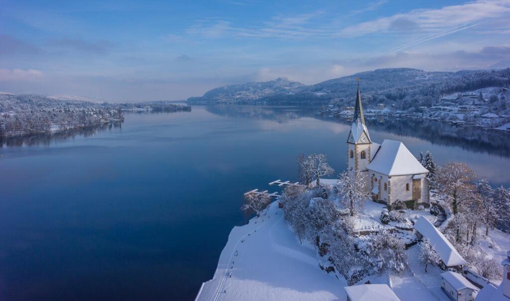 Stunning Woerthersee Holiday Home Sekull Екстериор снимка